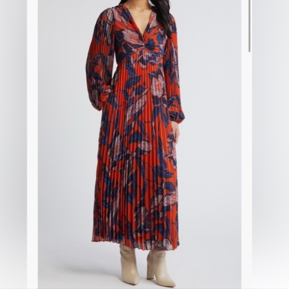 Chelsea28 Floral Long Sleeve Dress